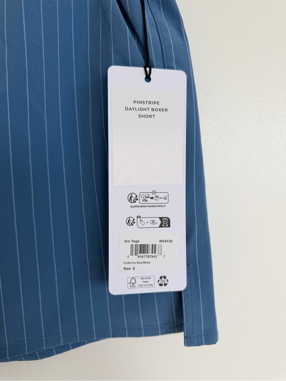 ALO Yoga Pinstripe Daylight Boxer Short - Picture 2 of 7